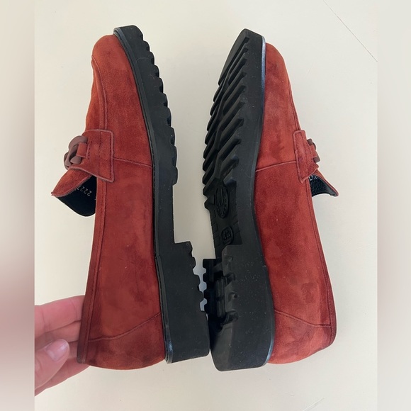 Mephisto Salka Rust Red Velvet Leather Slip-On Chain Detail Lug Sole Loafers - Picture 11 of 13